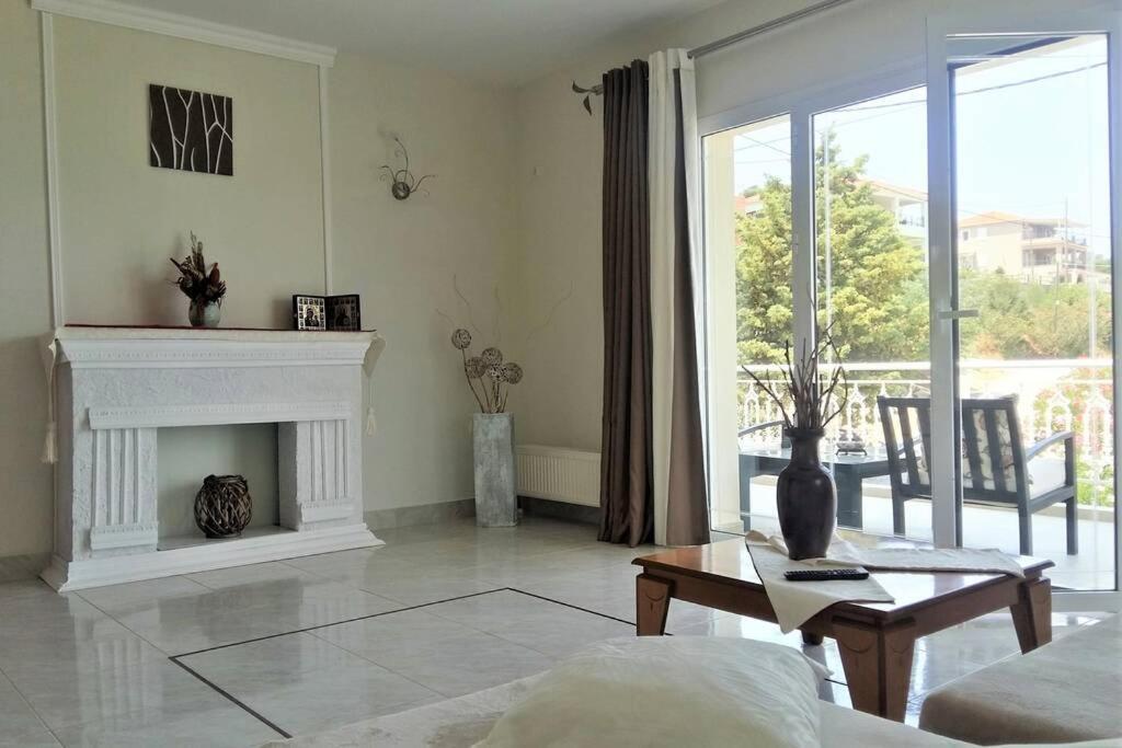 Sea And Mountains View Apartment Argostoli (Kefalonia) Exterior foto